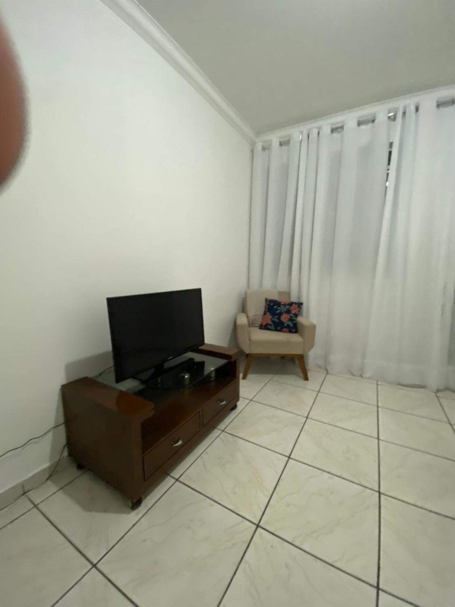 Apartamento Inteiro 02 Quartos, No Terreo - Hospeda Confortavelmente Ate 6 Pessoas - Ipatinga -Mg Exterior foto